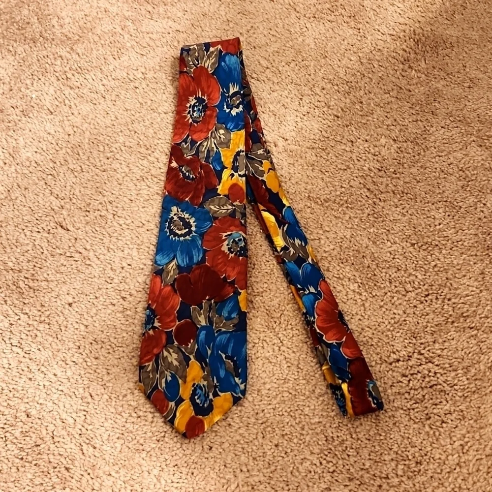 Vintage 90s Flower Tie